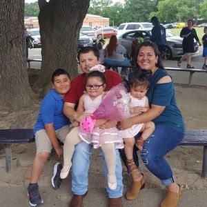 Meet your Posher, Ronert